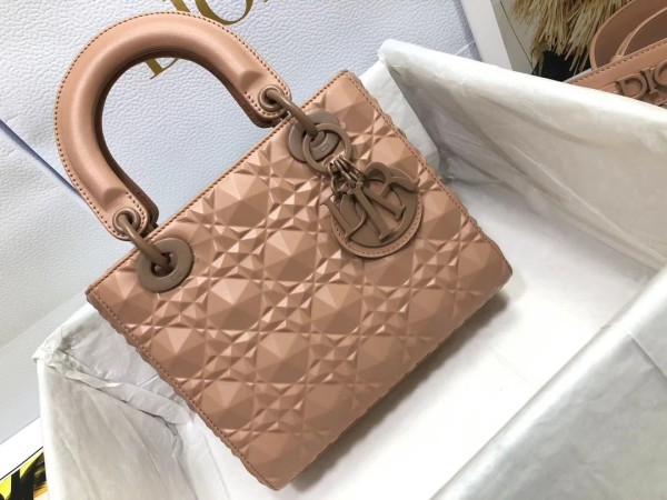  Handbag   Dior  M0538  size  20*16.5*8  cm