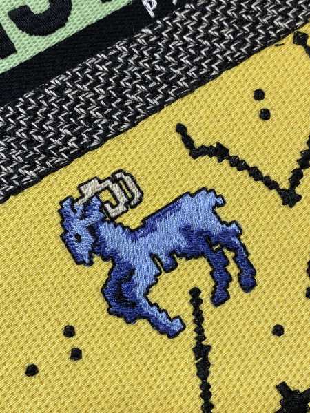 Handbag   Dior  size  36*18*28 cm