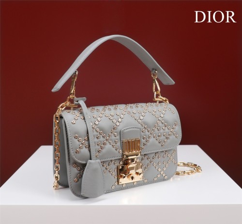 Handbag   Dior  size   21*3*13 cm