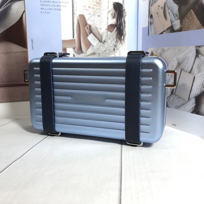 Handbag   Dior   size  13*20*6.5 CM