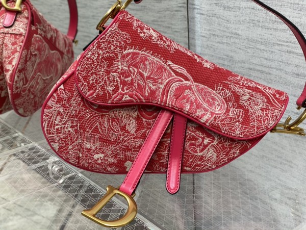 Handbag   Dior  size  25.5 cm