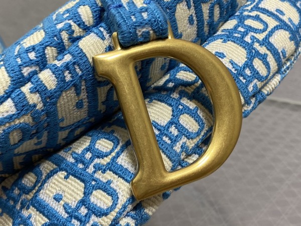 Handbag   Dior  size  25 cm