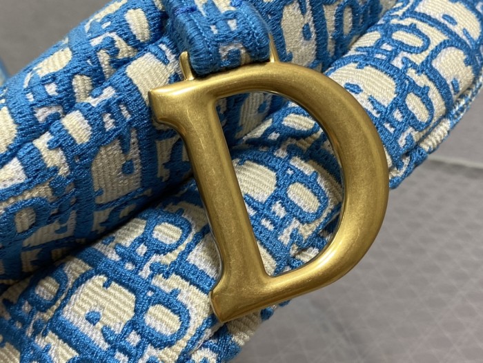 Handbag   Dior  size  25 cm