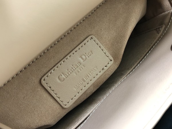  Handbag   Dior  M0538  size  20*16.5*8  cm