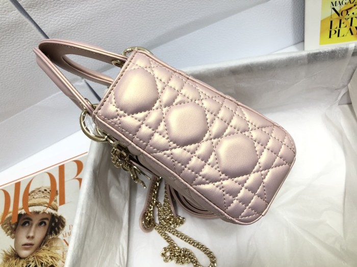 Handbag   Dior M0505  size  17×15×7 cm