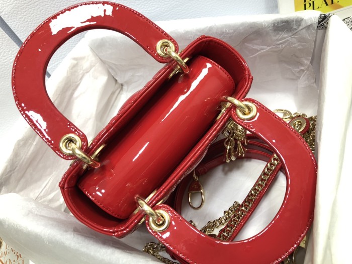 Handbag   Dior  M0505  size 17×15×7 cm