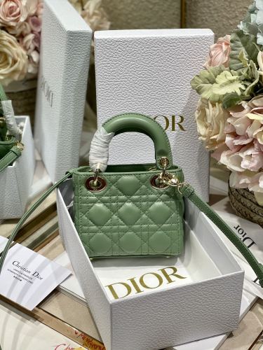  Handbag   Dior  6601  size  12*10*5 cm