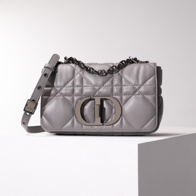 Handbag   Dior  2023  size  25.5x15.5x8 cm