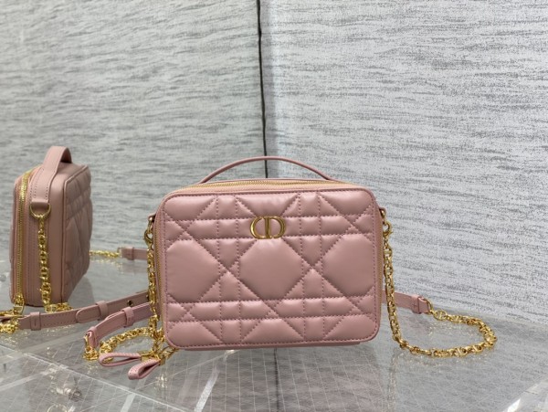 Handbag   Dior   size  19*5*14 cm