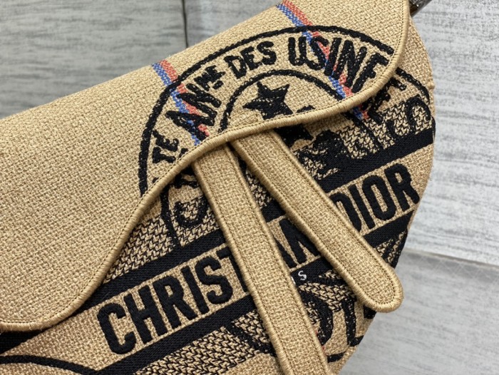 Handbag   Dior  size  25 cm