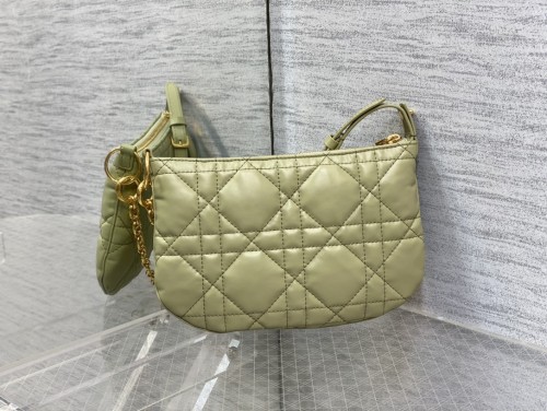Handbag   Dior  size  25×16×2.5 cm