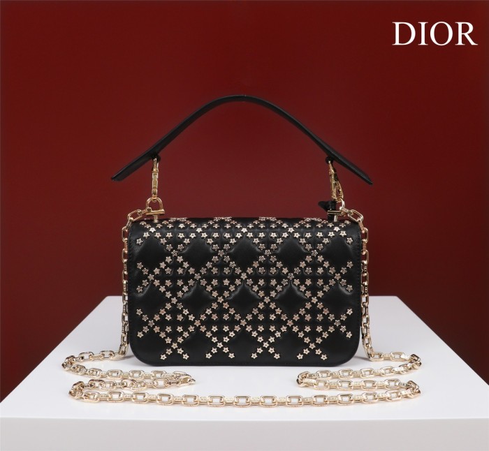 Handbag   Dior  size  21*3*13 cm