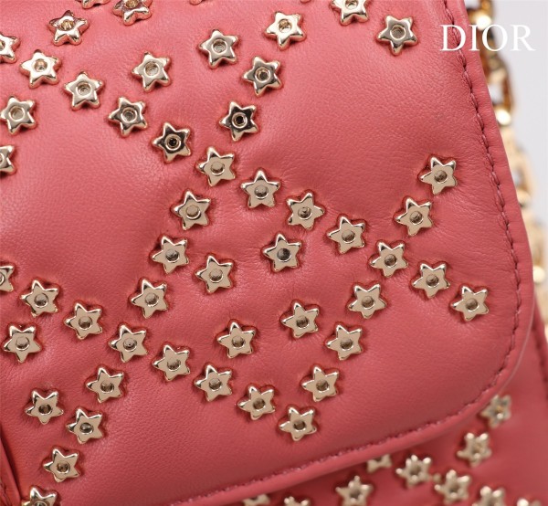 Handbag   Dior  size  21*3*13 cm