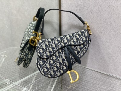Handbag   Dior   size  25.5 cm