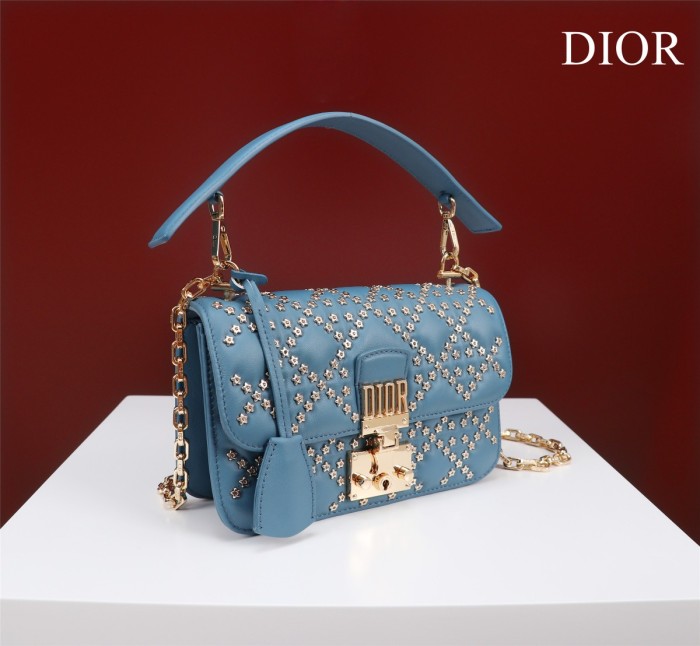 Handbag   Dior   size  21*3*13 cm