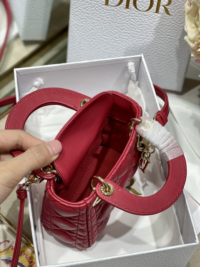 Handbag   Dior  6601  size  12*10*5 cm