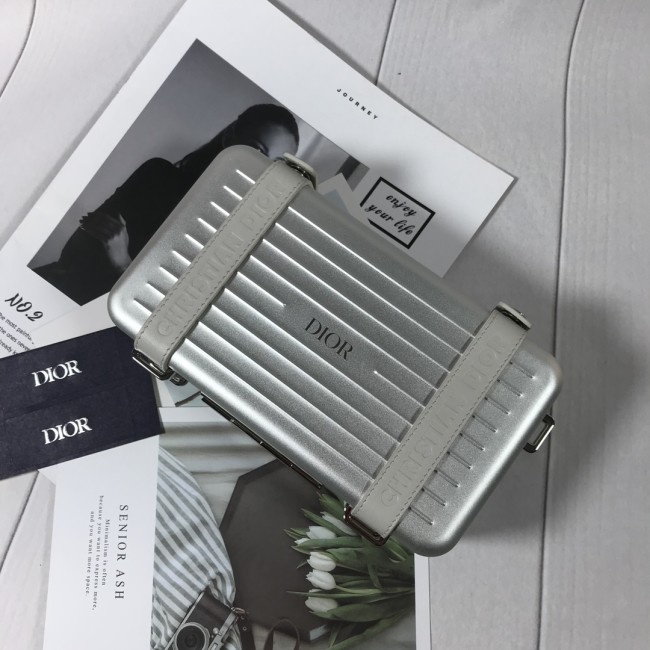 Handbag   Dior  size  13*20*6.5 CM