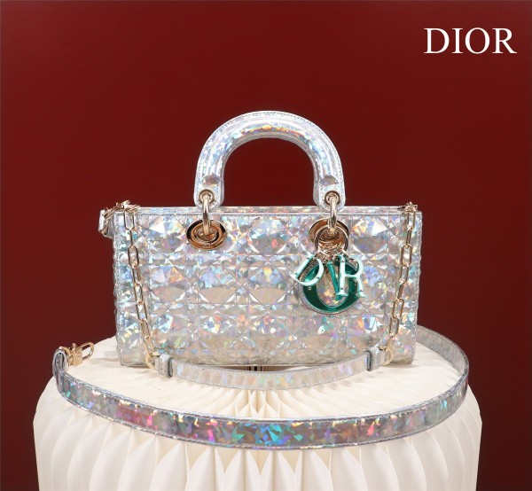 Handbag   Dior   size  26 cm