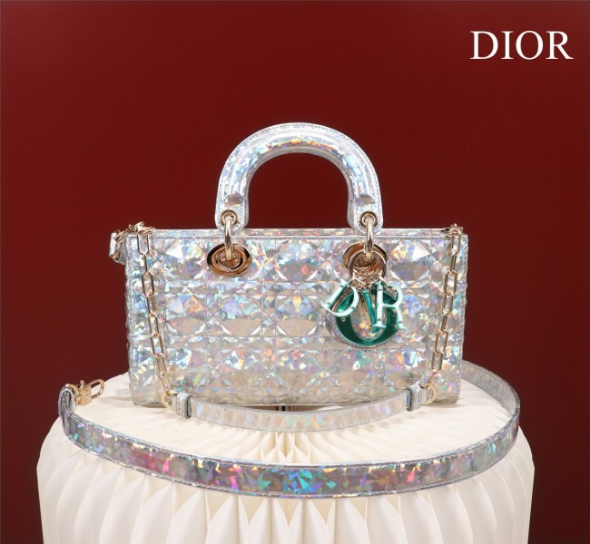 Handbag   Dior   size  26 cm