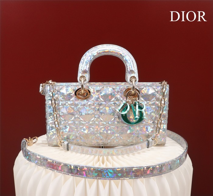 Handbag   Dior   size  26 cm