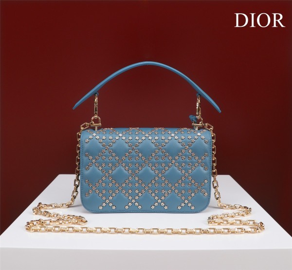 Handbag   Dior   size  21*3*13 cm