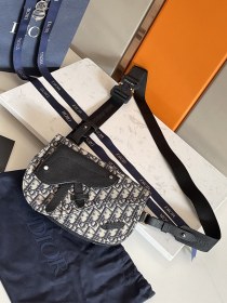 Handbag   Dior  0096  size  24 x 17.5 x 5   cm