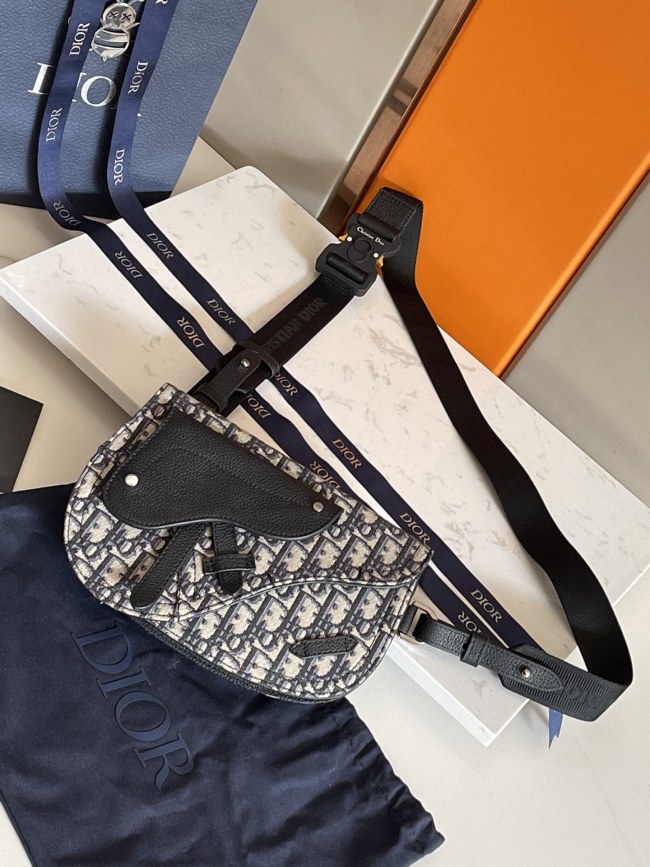 Handbag   Dior  0096  size  24 x 17.5 x 5   cm