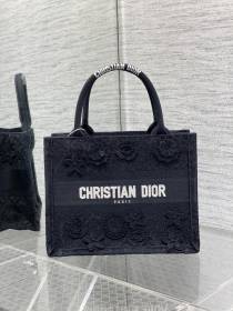 Handbag   Dior   size  26*8*22 cm