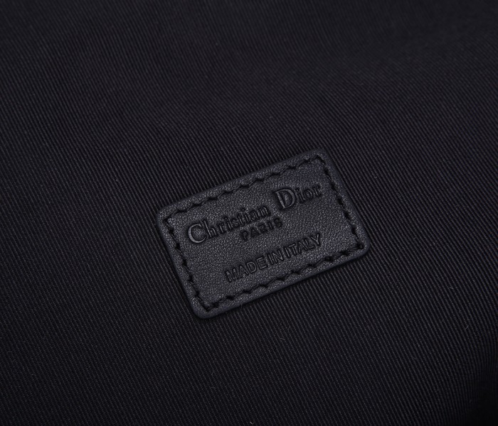 Handbag   Dior  99302  size  35x15x42 cm 