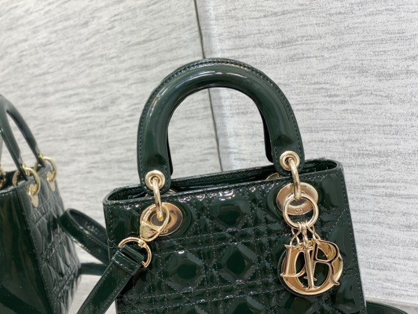 Handbag   Dior   size  20 cm