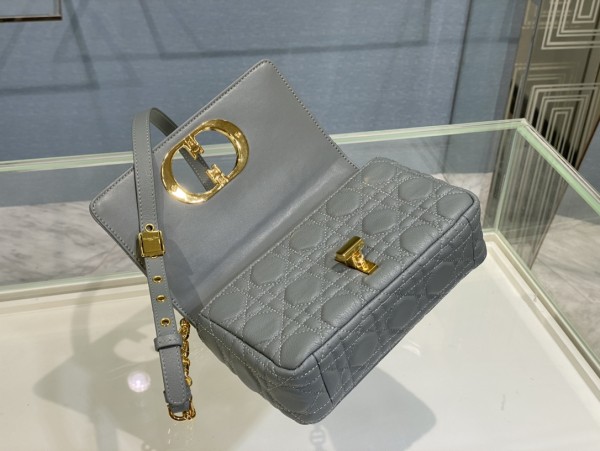 Handbag   Dior  3360  size  20 cm