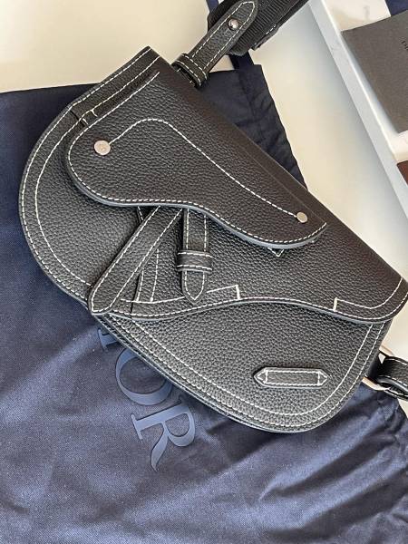 Handbag   Dior  0096  size  24 x 17.5 x 5  cm