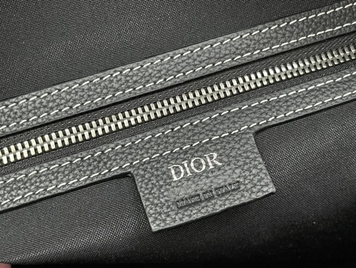 Handbag   Dior  93339  size  50 x 25 x 21.5  cm