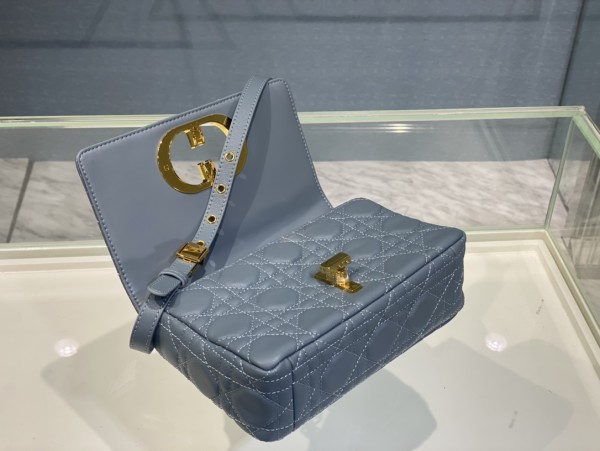 Handbag   Dior  3360  size  20 cm