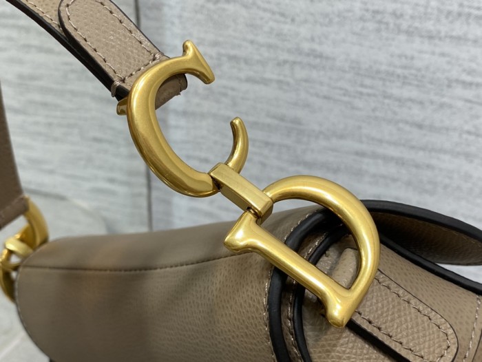 Handbag   Dior   size  19.5 cm