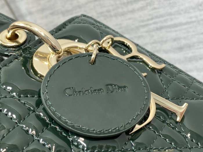  Handbag   Dior  size  24 cm