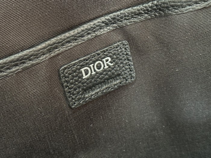 Handbag   Dior  96062  size  30 x 42 x 14.5  cm