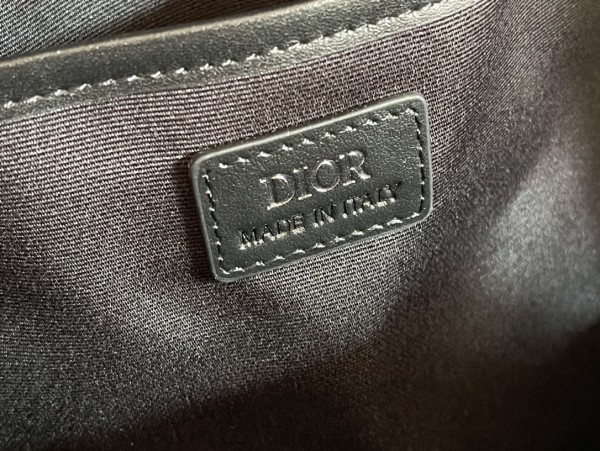 Handbag   Dior  size  30 x 42 x 14.5  cm