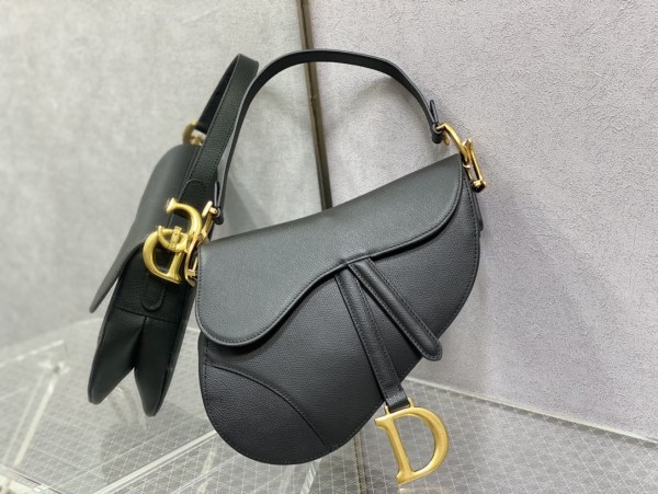Handbag   Dior  size  25.5 cm