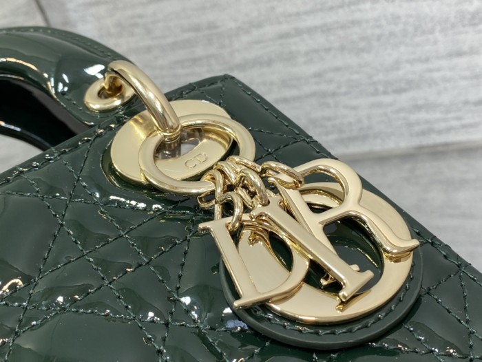 Handbag   Dior   size  17 cm