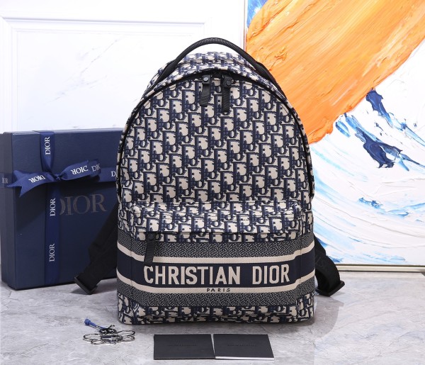 Handbag   Dior 99302  size  36x30x15 cm