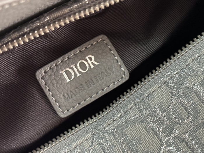 Handbag   Dior  93335  size  22 x 10.5 x 12.5  cm