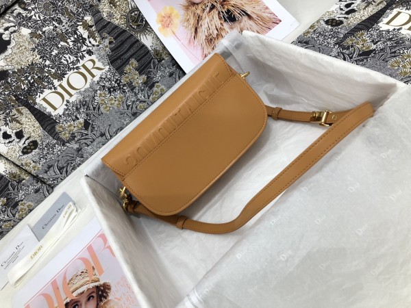 Handbag   Dior  M9327 size  22 x 13 x 5  cm