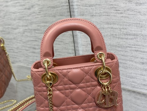 Handbag   Dior   size  17 cm