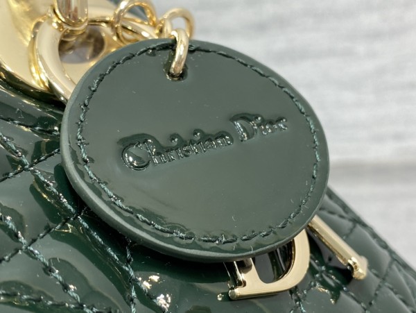 Handbag   Dior   size  17 cm