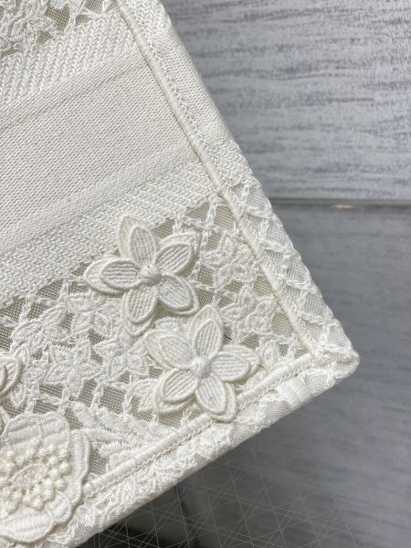 Handbag   Dior  size  26*8*22 cm