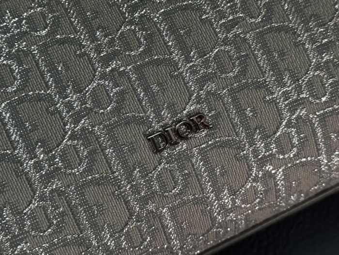 Handbag   Dior  93335  size  22 x 10.5 x 12.5  cm