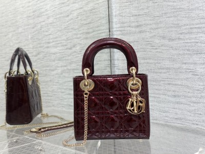 Handbag   Dior  size  17 cm
