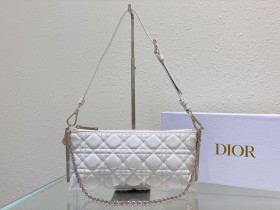 Handbag   Dior  9273  size  27 x 12 x 5  cm