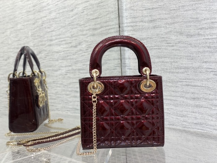  Handbag   Dior  size  17 cm